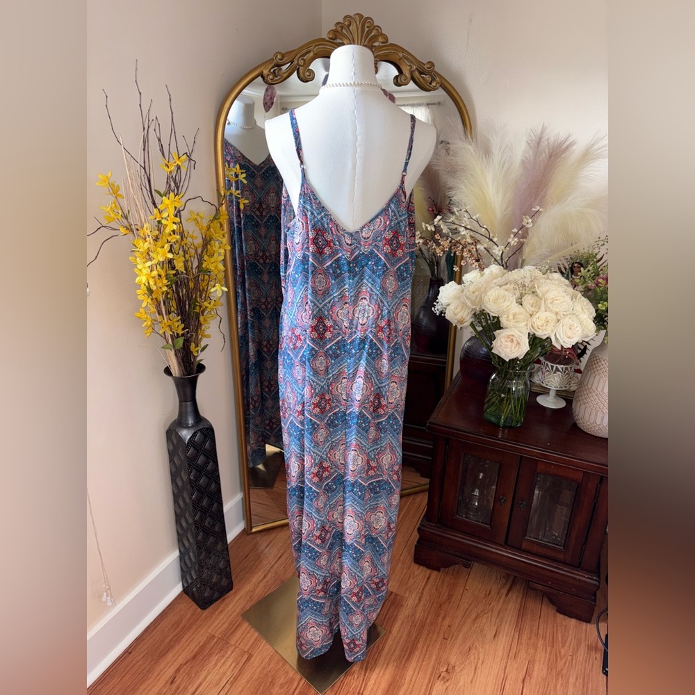 Xhiliration Bohemian Maxi Dress with Paisley Print - Picture 6 of 13